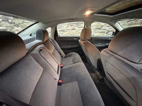 Used 2014 Chevrolet Impala LT w/ LT Sunroof Package FWD image 29