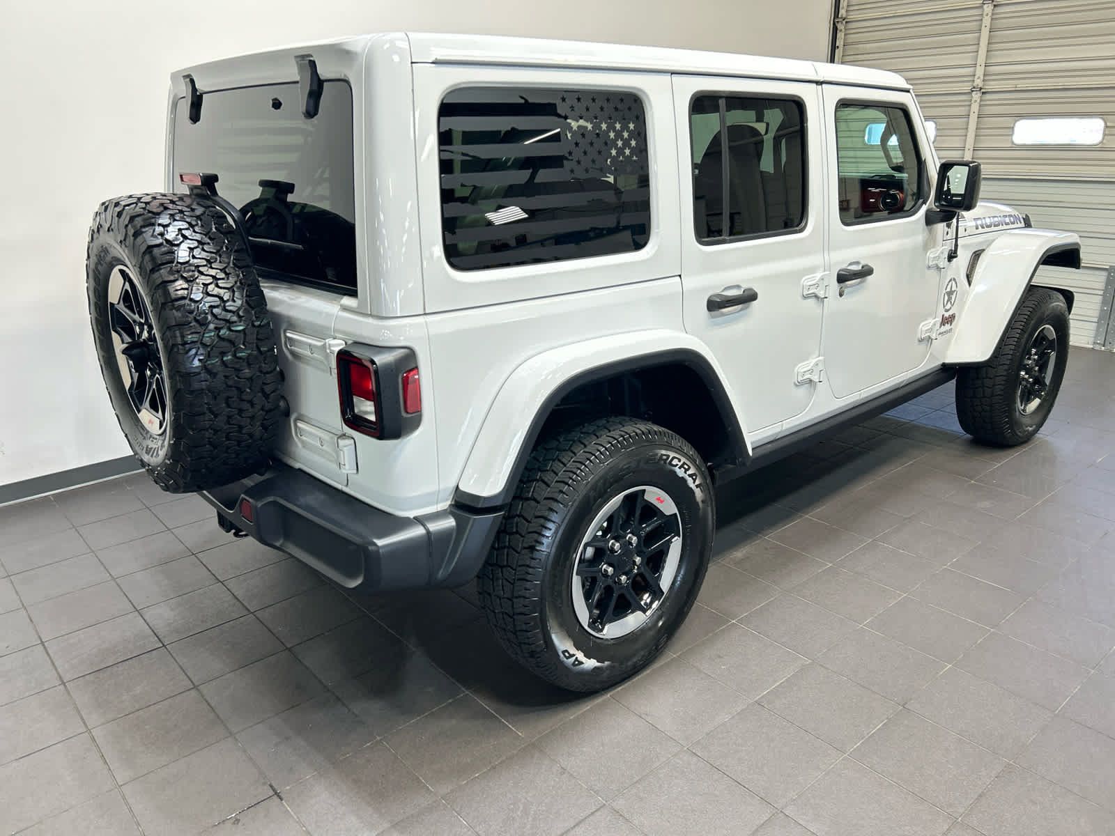 Used 2019 Jeep Wrangler Unlimited Rubicon AWD/4WD image 3