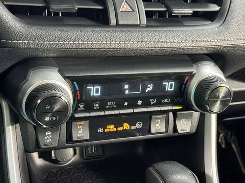 Used 2024 Toyota RAV4 XLE w/ Weather Package AWD/4WD image 33