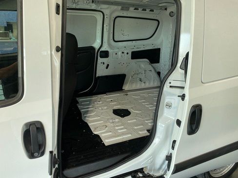 Used 2022 RAM ProMaster City Tradesman FWD image 14