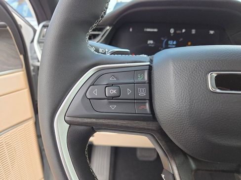 New 2026 Jeep Grand Cherokee L Limited RWD image 18