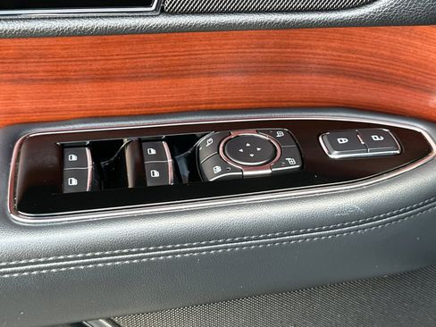 Used 2022 Lincoln Navigator Reserve image 12