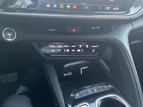 Used 2021 Buick Envision Essence w/ Sport Touring Package image 13