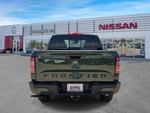 New 2027 Nissan Frontier SV w/ Tow Package RWD image 6