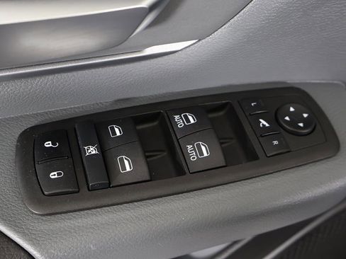 Used 2023 RAM 1500 Big Horn AWD/4WD image 33