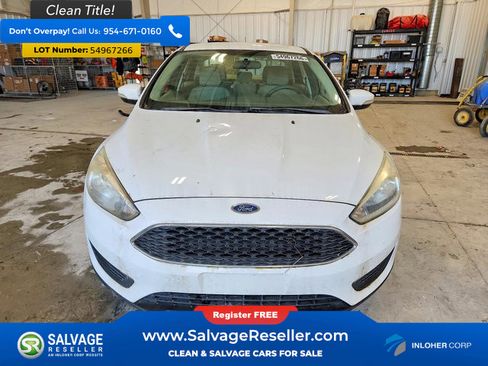 Used 2016 Ford Focus SE w/ Exterior Protection Package FWD image 7