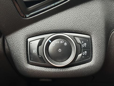 Used 2015 Ford Escape Titanium AWD/4WD image 16