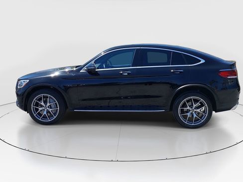 Used 2020 Mercedes-Benz GLC 300 4MATIC Coupe image 4