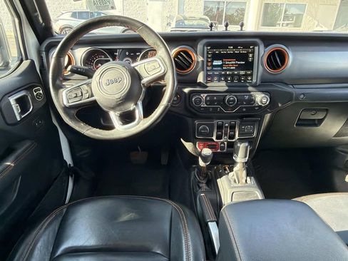 Used 2022 Jeep Gladiator Mojave w/ LED Lighting Group image 17