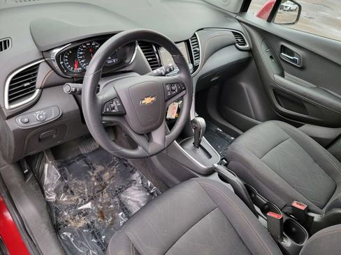 Used 2019 Chevrolet Trax LT image 19