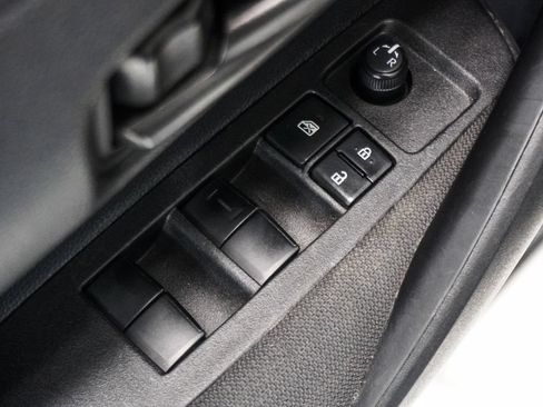 Used 2025 Toyota Corolla LE FWD image 19