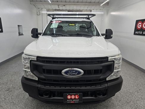 Used 2022 Ford F250 XL w/ Power Equipment Group image 3