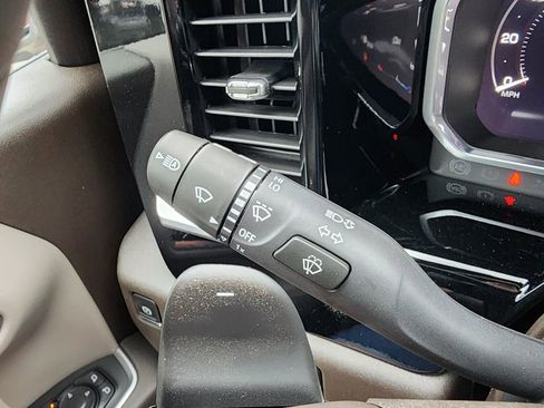 New 2026 GMC Sierra 1500 SLT w/ SLT Premium Plus Package image 23