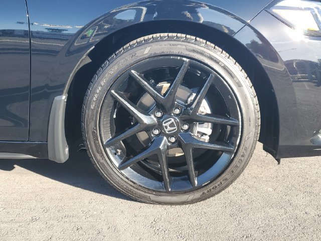 Used 2023 Honda Civic Sport image 6