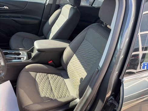 Used 2020 Chevrolet Equinox LT w/ Driver Convenience Package AWD/4WD image 7