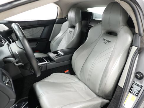 Used 2016 Aston Martin V8 Vantage S image 13