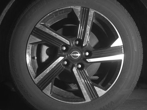 Used 2024 Nissan Sentra SV FWD image 12