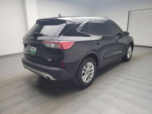 Used 2020 Ford Escape SE FWD image 9