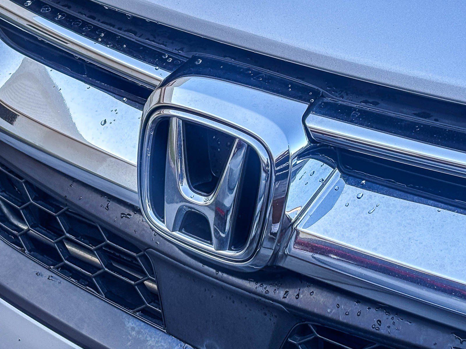 Used 2018 Honda CR-V EX image 9