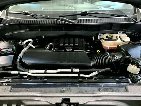 Used 2023 Chevrolet Silverado 1500 Custom image 30