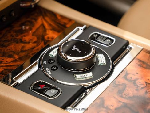 Used 2014 Rolls-Royce Ghost image 37