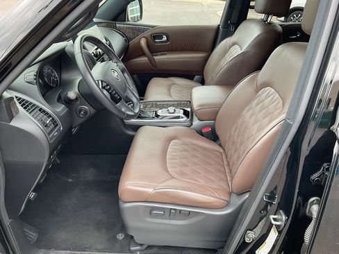 Used 2023 Nissan Armada Platinum w/ Cargo Package AWD/4WD image 9