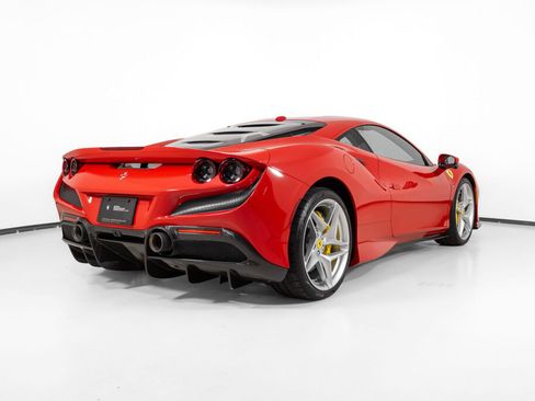 Certified 2022 Ferrari F8 Tributo RWD image 8