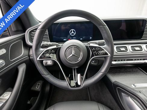 Used 2024 Mercedes-Benz GLE 350 4MATIC w/ AMG Line Exterior image 11