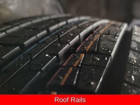 Used 2018 Toyota RAV4 XLE AWD/4WD image 14