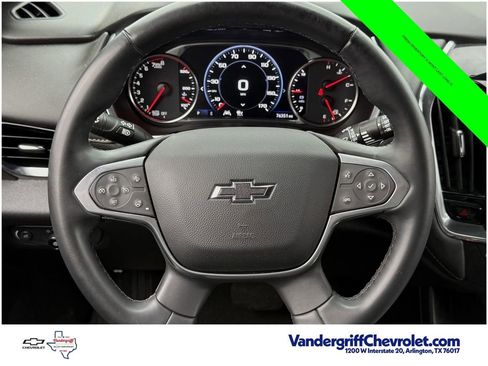 Used 2023 Chevrolet Traverse Premier w/ Redline Edition FWD image 9