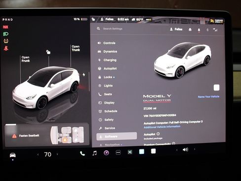 Used 2022 Tesla Model Y Performance image 32