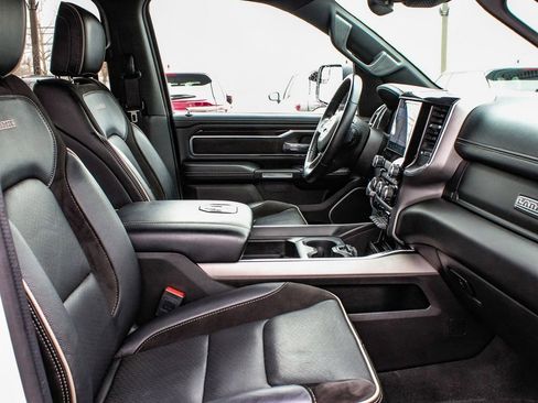 Used 2022 RAM 1500 Laramie AWD/4WD image 39