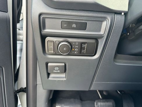 New 2025 Ford F150 XLT w/ Equipment Group 301A Standard image 54