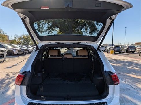 Used 2024 Volkswagen Tiguan SE R-Line w/ MDO Package, Three-Row image 28