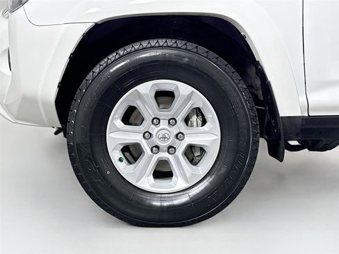 Certified 2024 Toyota 4Runner SR5 image 43