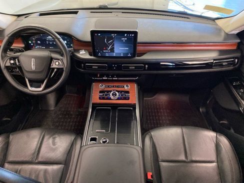 Certified 2023 Lincoln Aviator Reserve w/ Equipment Group 201A image 12