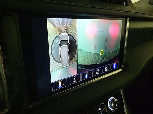 Certified 2024 GMC Yukon Denali w/ Max Trailering Package image 10