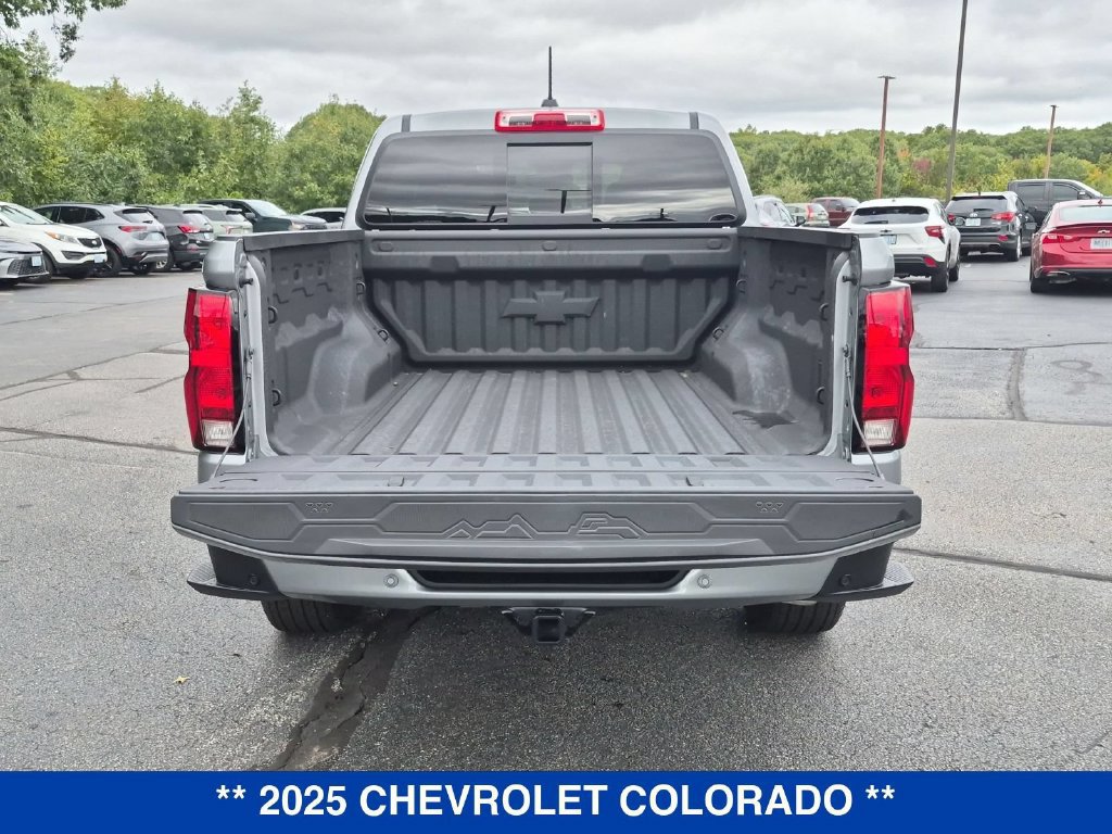 New 2025 Chevrolet Colorado LT w/ Advanced Trailering Package AWD/4WD image 28