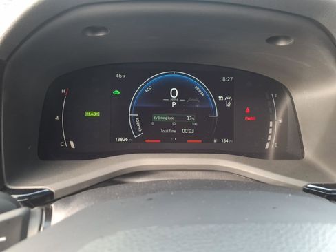 Used 2025 Toyota Camry SE image 23