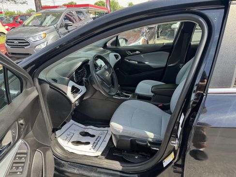 Used 2019 Chevrolet Cruze LT FWD image 7
