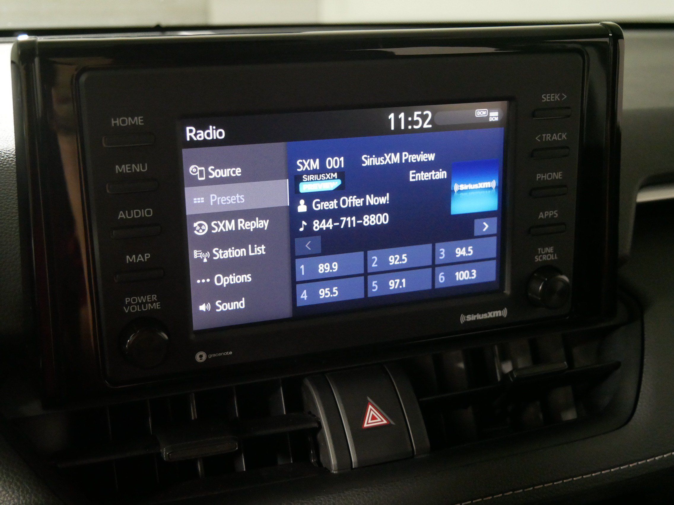 Used 2022 Toyota RAV4 LE AWD/4WD image 22