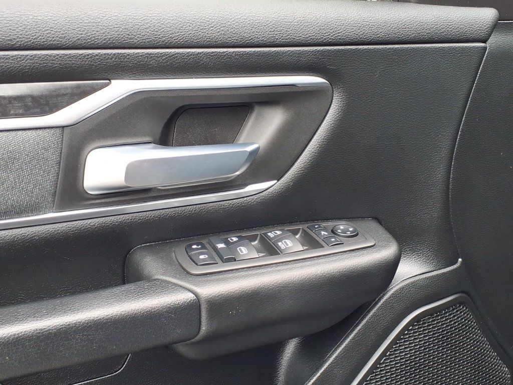 Used 2022 RAM 1500 Big Horn AWD/4WD image 4