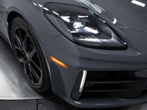 New 2026 Porsche Panamera RWD image 12