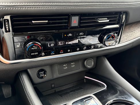 New 2026 Nissan Rogue Platinum image 15