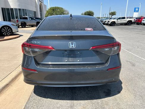 Used 2023 Honda Civic LX image 6
