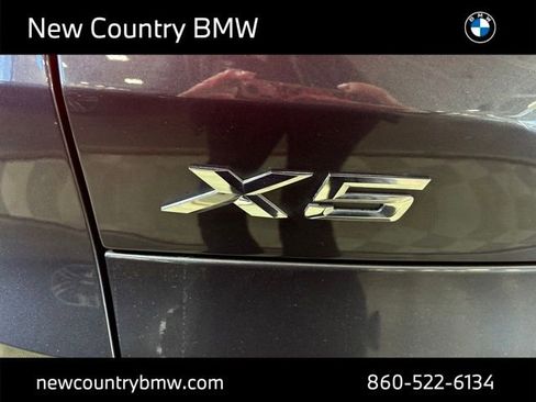 Used 2021 BMW X5 xDrive40i w/ Premium Package 2 AWD/4WD image 10