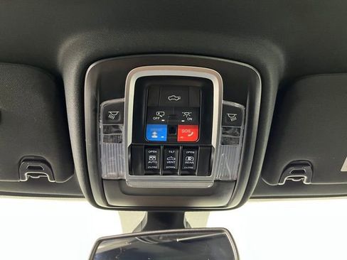 Used 2024 RAM 2500 Laramie w/ Night Edition AWD/4WD image 38