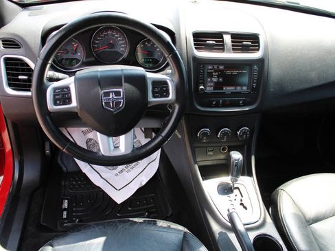 Used 2013 Dodge Avenger SXT w/ Blacktop Pkg FWD image 16