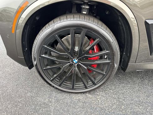 New 2026 BMW X5 M60i image 10
