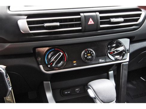 Used 2023 Kia Seltos LX image 25